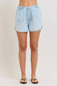 Judy Blue | Light Wash Relaxed Pull On Box Shorts