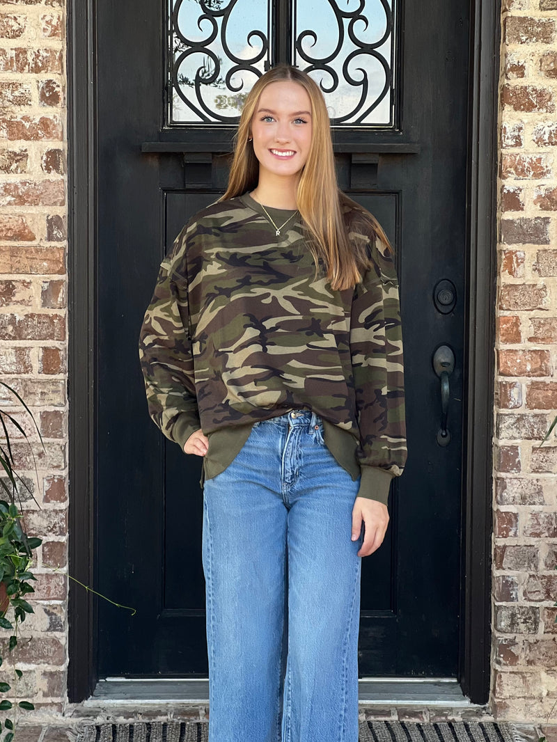 Avery Camo Pullover