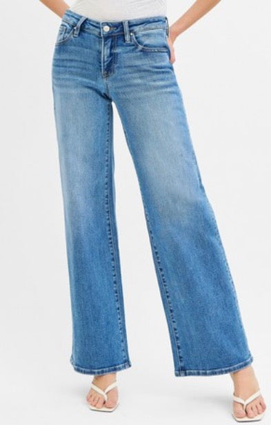 Risen | Low Rise Wide Leg Jeans