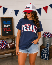 Arched Texans with Metallic Puff Tee